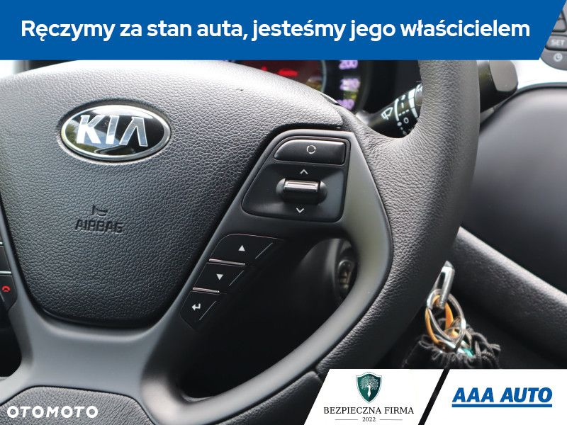 Kia Ceed - 16