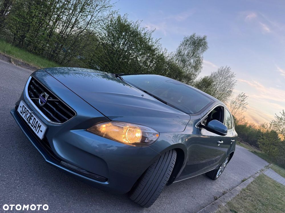 Volvo V40 D2 Summum - 30