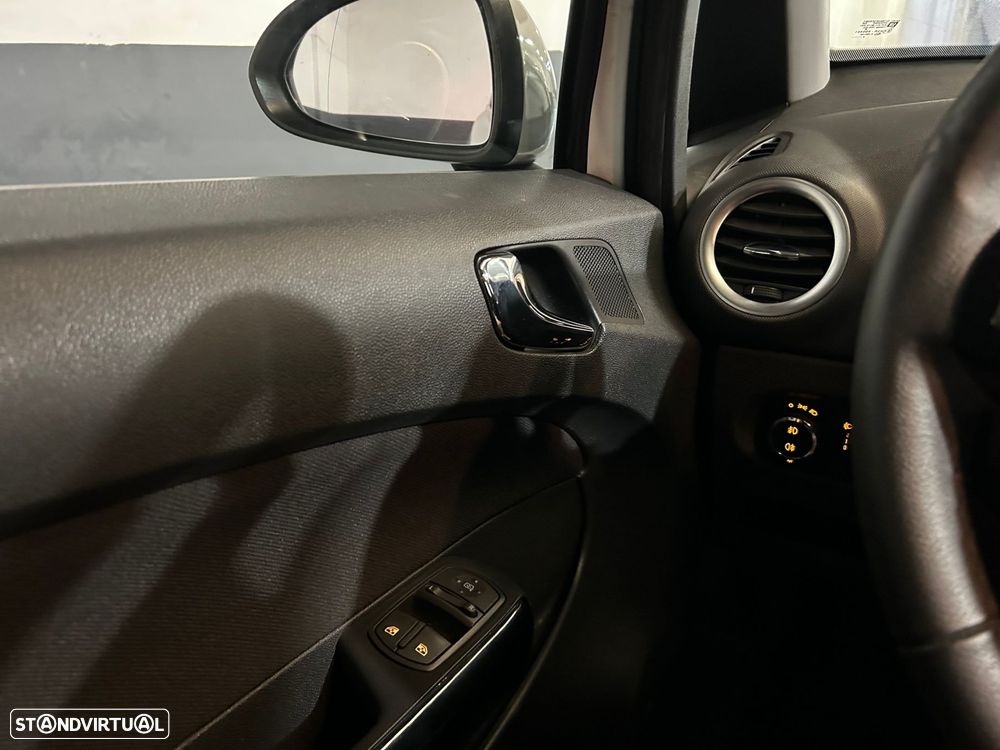 Opel Corsa 1.2 Go! - 31