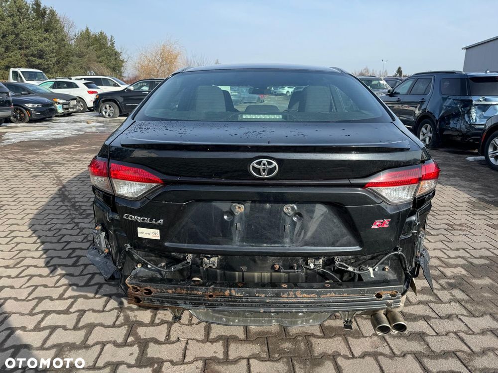 Toyota Corolla - 6