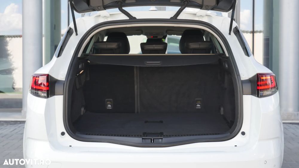 Renault Megane TCe 140 GPF INTENS - 14