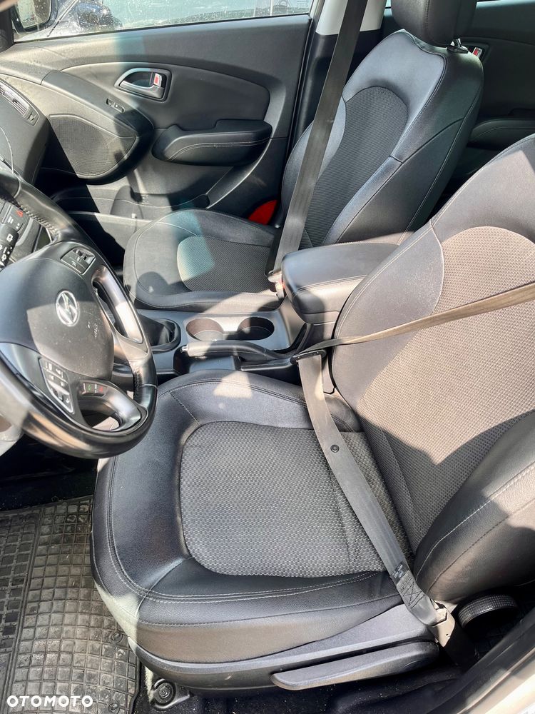Hyundai ix35 2.0 CRDi 4WD Premium - 5