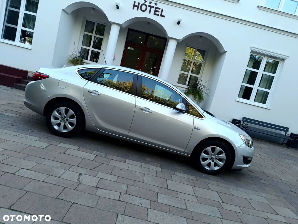 Opel Astra 1.4 T Energy EU6 - 16