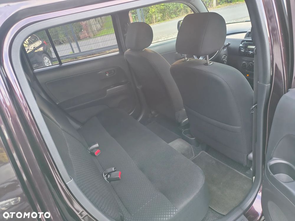 Daihatsu Materia 1.5 black edition - 21