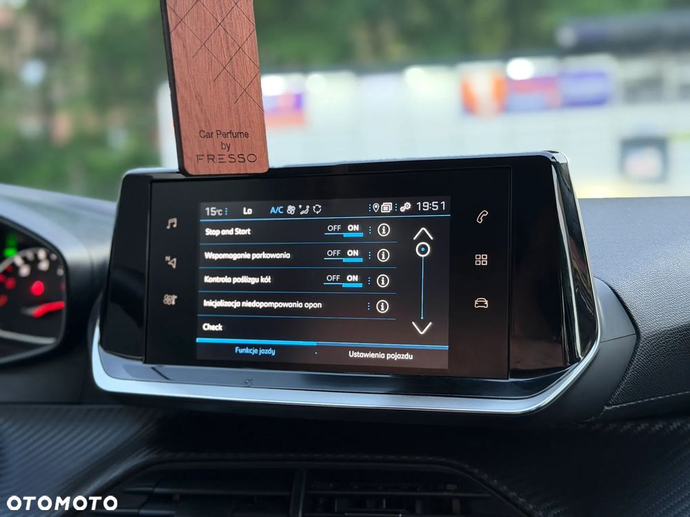 Peugeot 2008 PureTech 130 EAT8 Active - 37