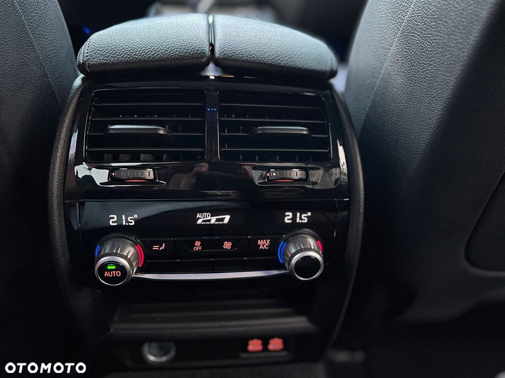 BMW Seria 5 520d MHEV Luxury Line sport - 38