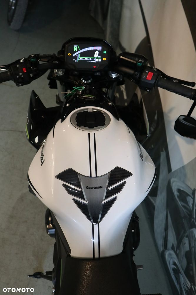 Kawasaki Z 650 - 14
