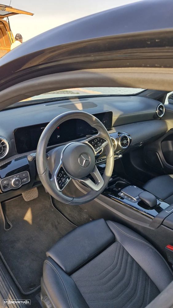 Mercedes-Benz A 250 Limousine e Style Plus - 19