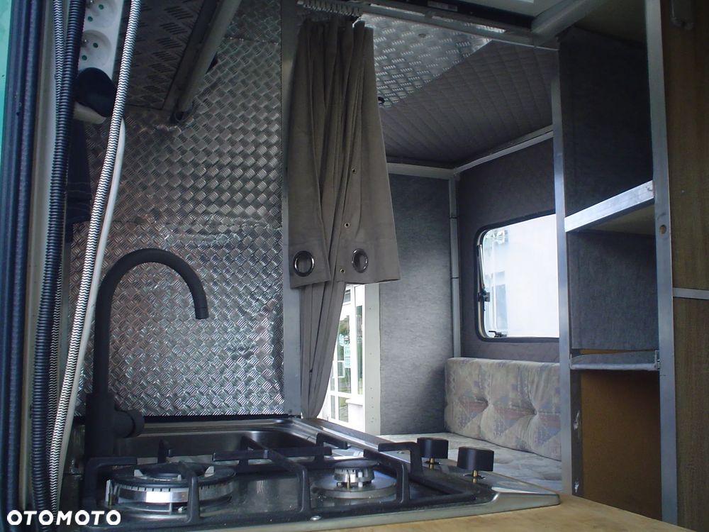 Mercedes-Benz SPRINTER - 12