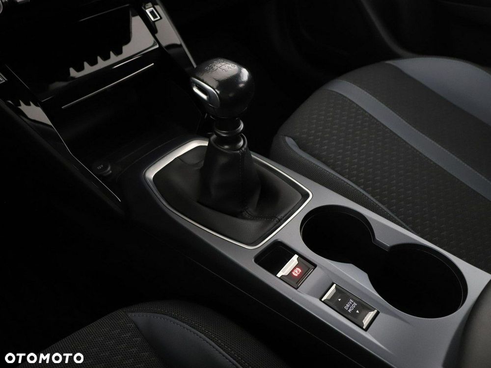 Peugeot 2008 1.5 BlueHDi Allure - 31