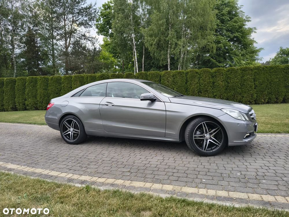 Mercedes-Benz Klasa E 220 CDI - 24
