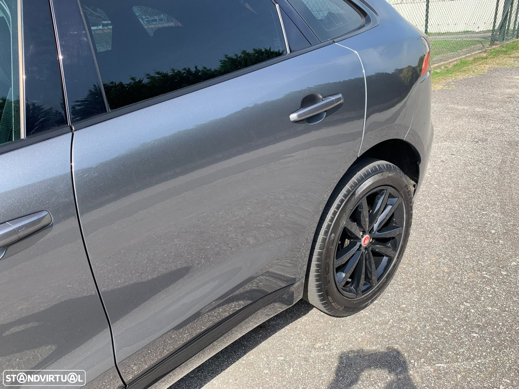 Jaguar F-Pace 2.0 i4D R-Sport Aut. - 54