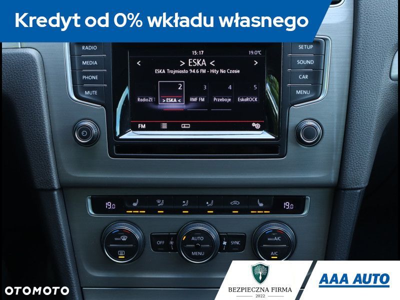 Volkswagen Golf - 13
