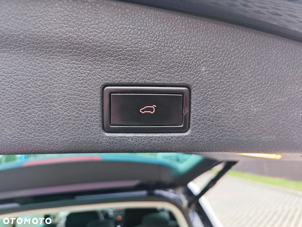 Volkswagen Sharan 2.0 TDI DSG BlueMotion Technology Life - 19