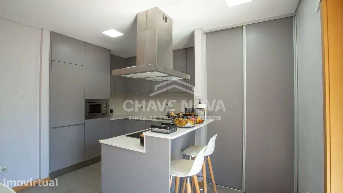 Apartamento T3 c/Terraço em Oliveira do Douro - Grande imagem: 3/39
