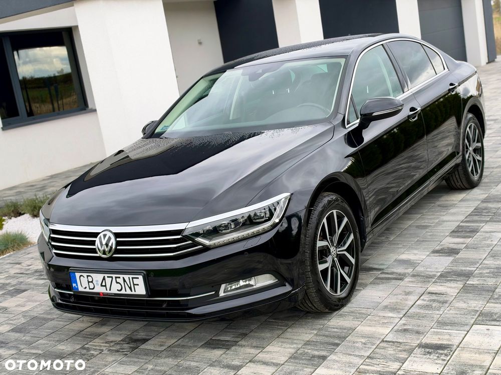 Volkswagen Passat 2018 photo 2