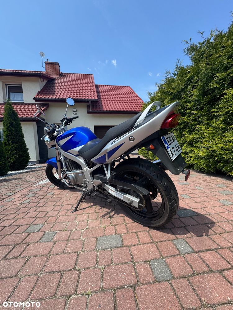 Suzuki GS - 4