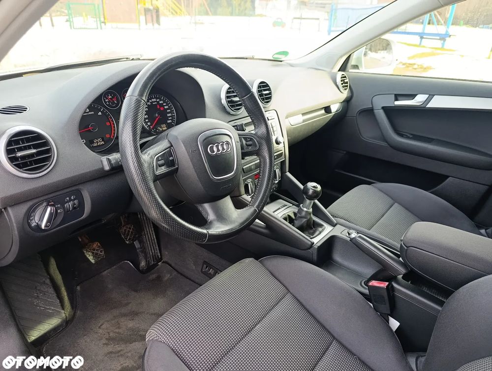 Audi A3 Sportback 2.0 TDI DPF Attraction - 12