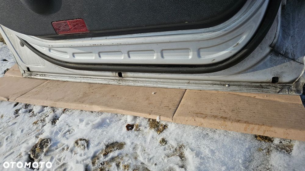 Drzwi lewe tylne Mercedes B-klasa W245 lewy tył 761 kompletne - 11