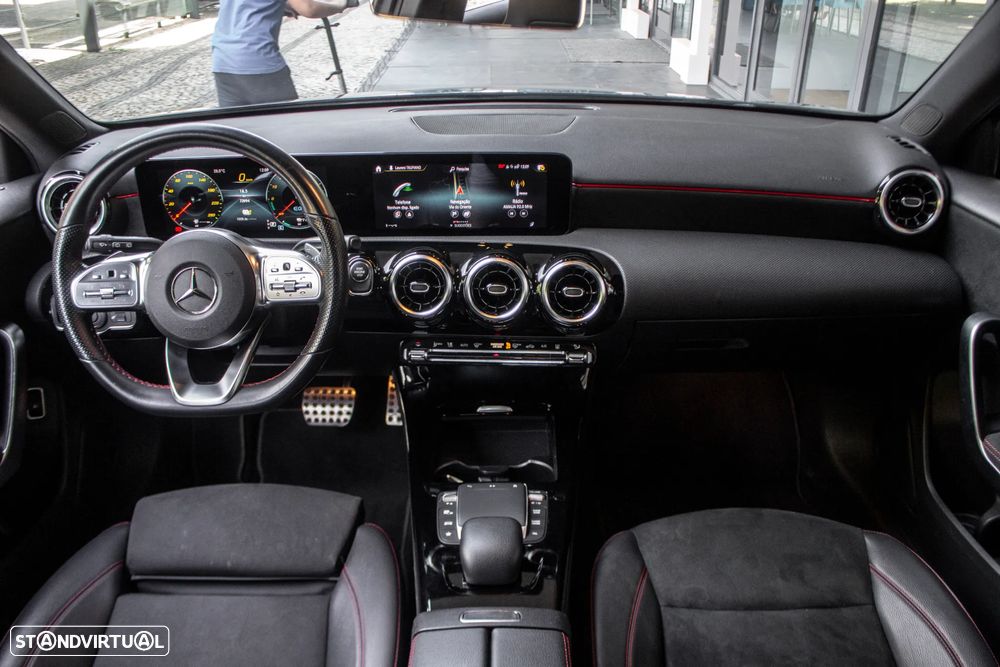 Mercedes-Benz A 250 e AMG Line - 34