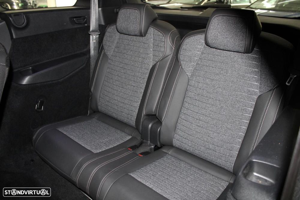 Peugeot E-5008 210 Allure Business - 15