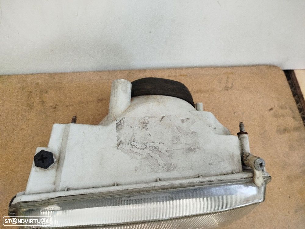 Farol/ Otica Dianteiro Dto Fiat Uno (146_) - 2