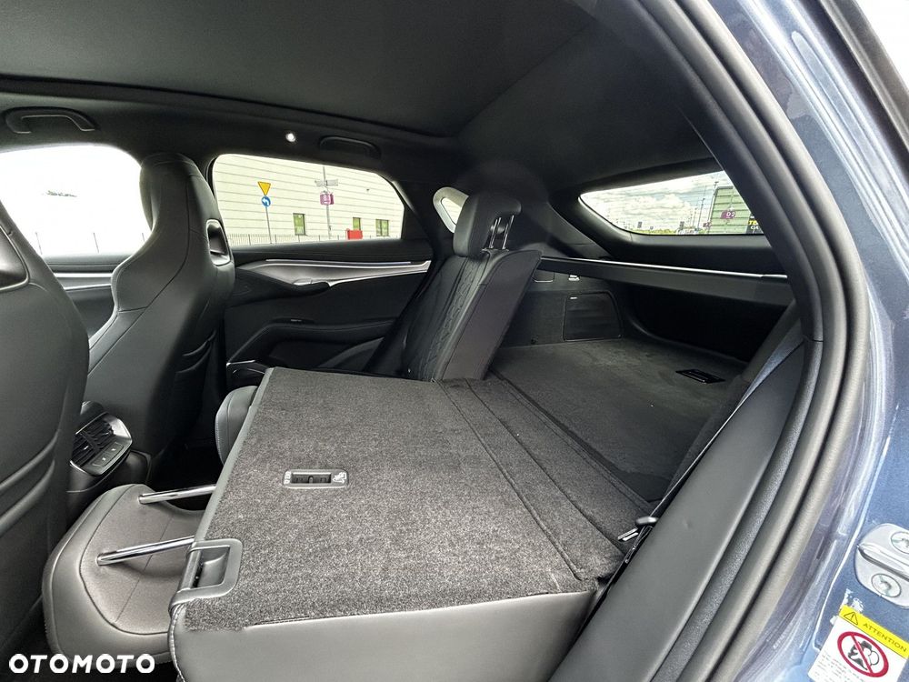 BYD Sealion 7 - 15