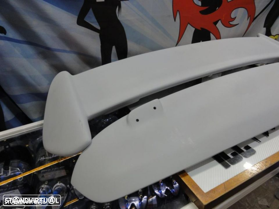 Aileron / lip / spoiler traseiro para Honda Civic EK 96-01 3 portas type r look com espaço para a 3ª luz de stop - 12