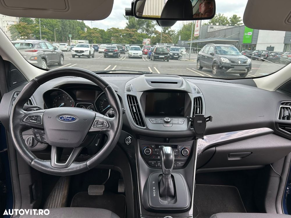 Ford Kuga - 4