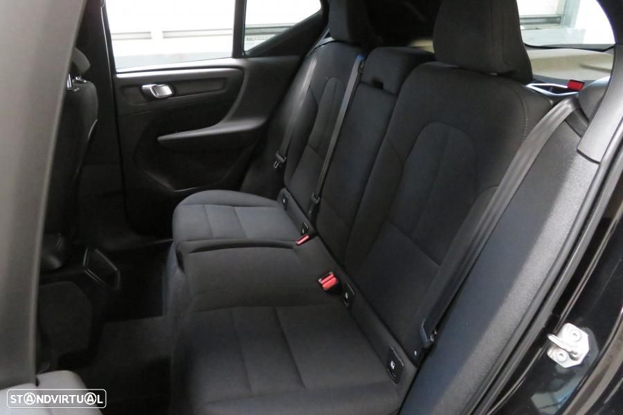 Volvo XC 40 1.5 T3 Momentum - 12