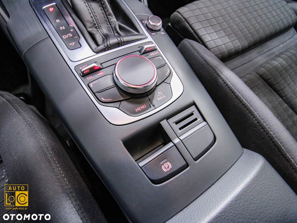 Audi A3 Sportback 1.8 TFSI S tronic S line Sportpaket - 32