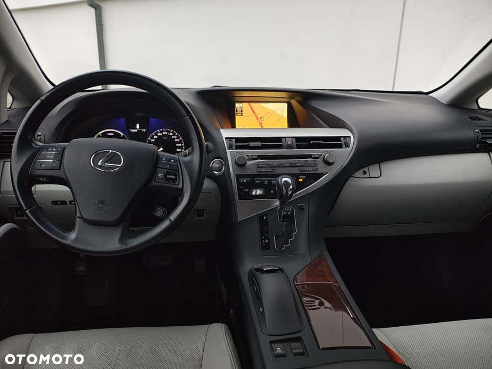 Lexus RX - 6