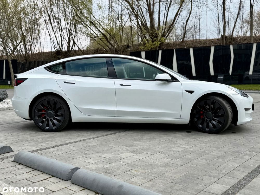 Tesla Model 3 - 14