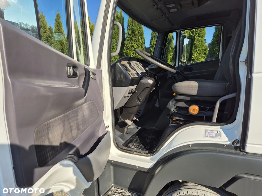 Nissan Atleon 56.13 3.0 130KM - 6