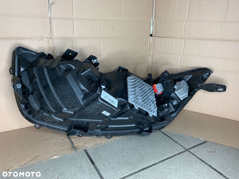 lampa prawa przednia iveco daily full led idealna - 8