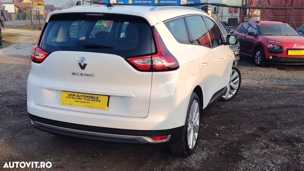 Renault Scenic BLUE dCi 120 EDC LIMITED - 17