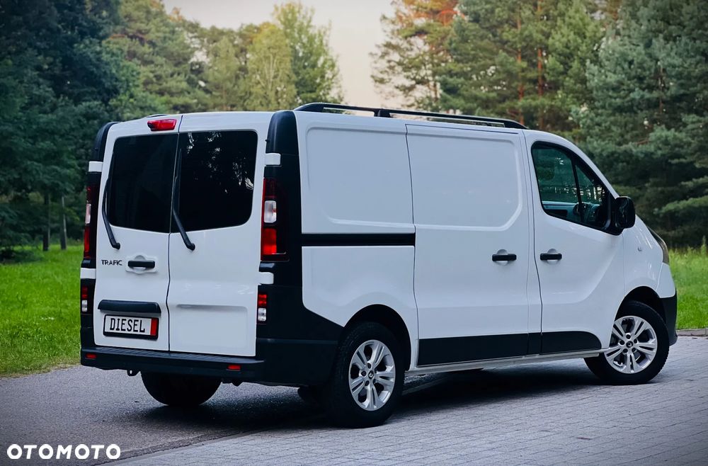 Renault Trafic - 23