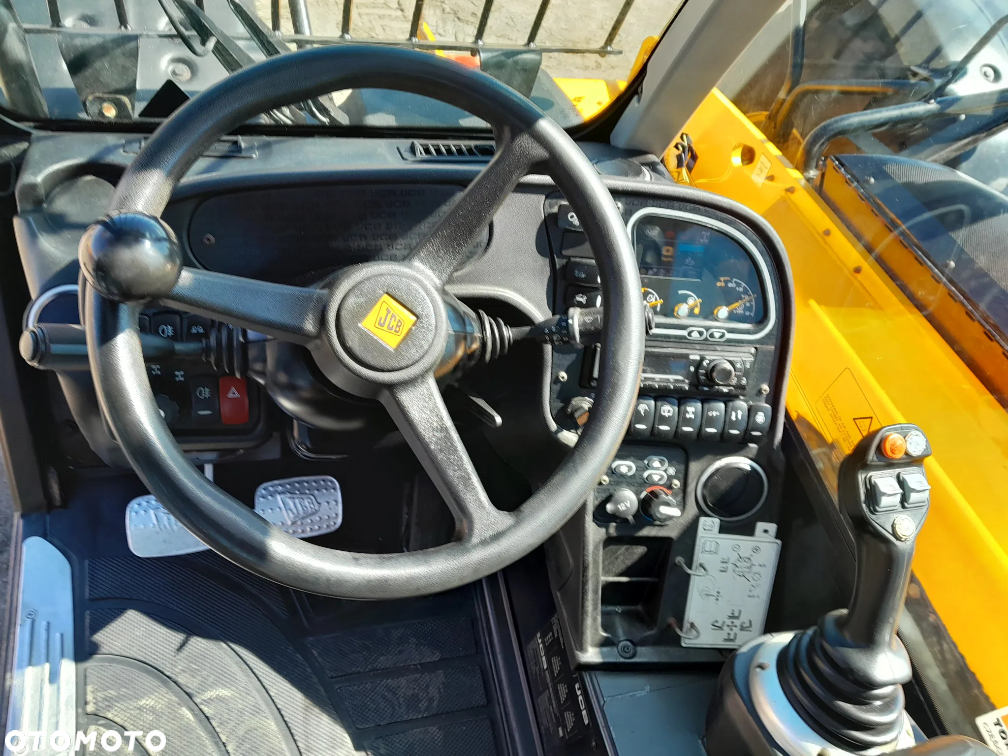JCB 560-80 2019R agri plus - 19