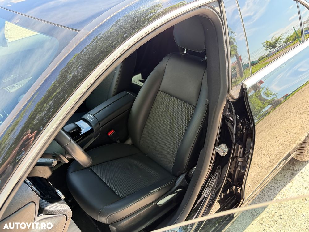 Mercedes-Benz CLA 180 7G-DCT Edition Progressive Line - 14
