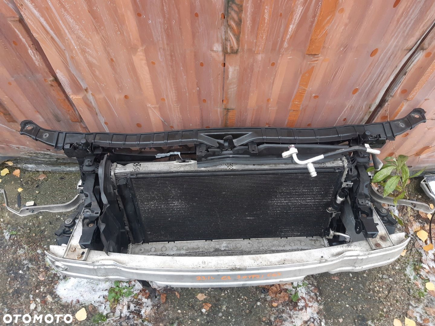 AUDI A6 C7 3.0 TFSI PAS PRZEDNI WENTYLATORY WZMOCNIENIE - 1