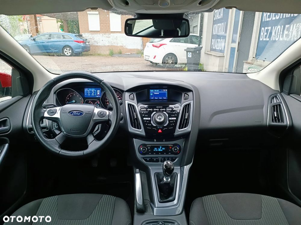 Ford Focus 1.6 EcoBoost Titanium - 14