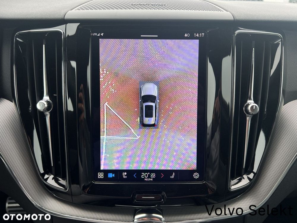 Volvo XC 60 B5 B AWD R-Design - 19