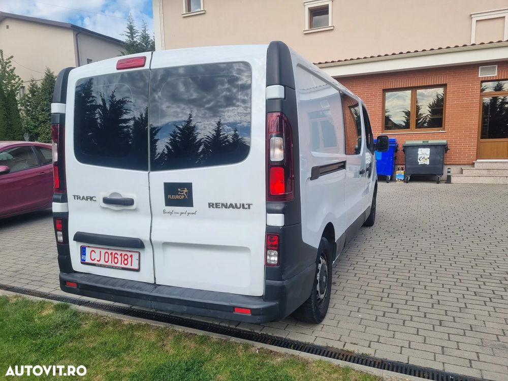 Renault Trafic Grand Combi L2H1 Authentique - 6
