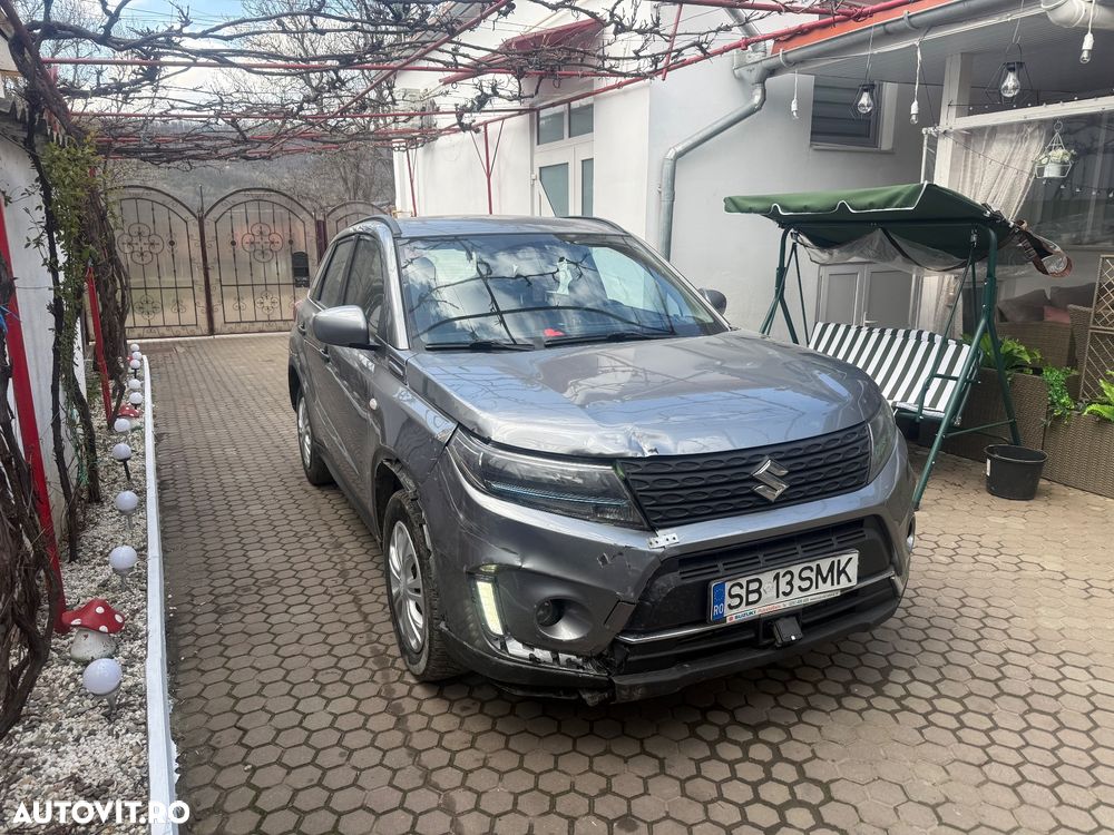 Suzuki Vitara 1.4 Boosterjet MHEV Cool - 9