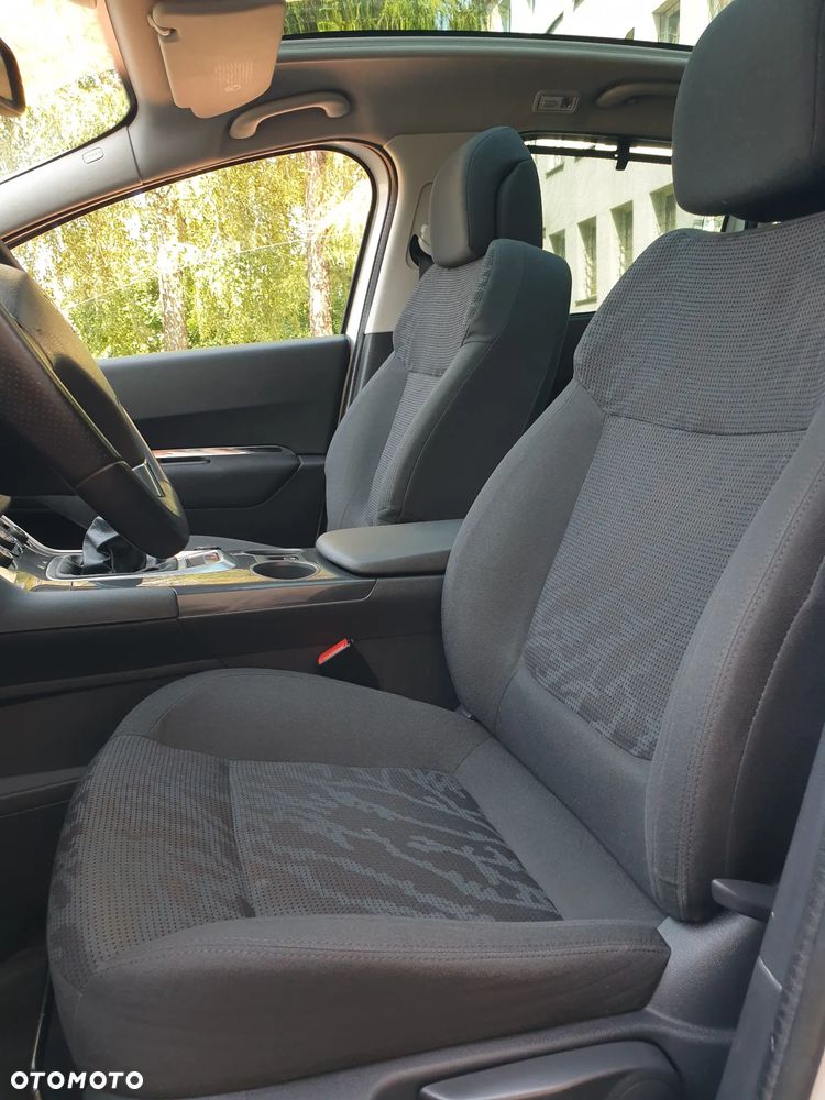 Peugeot 3008 HDi 150 Allure - 8