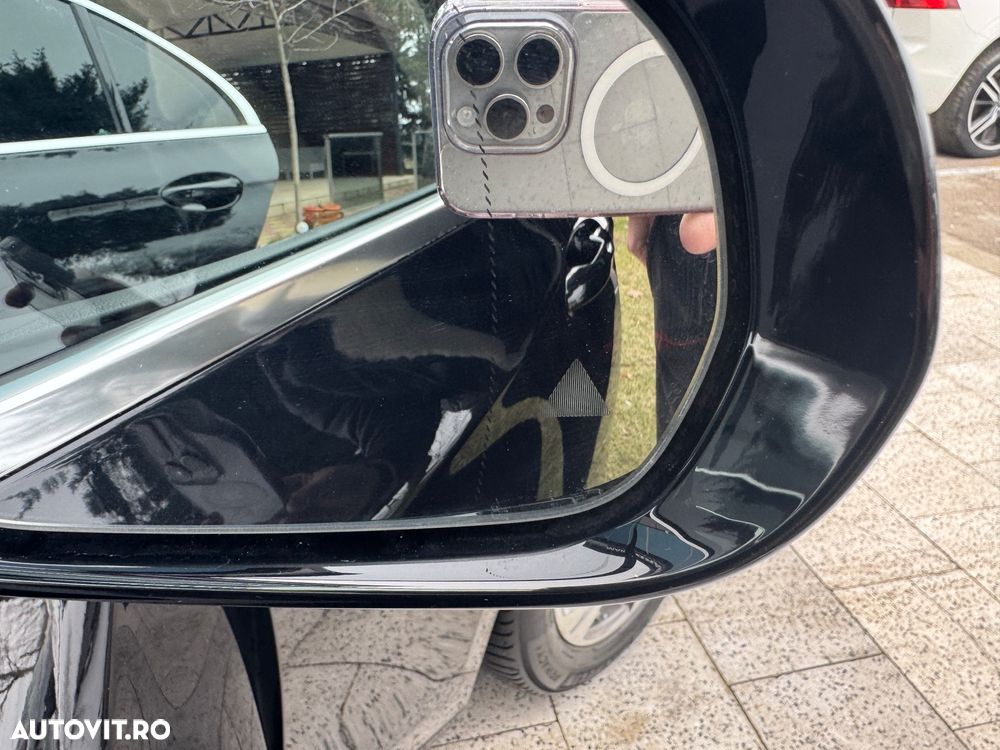 Mercedes-Benz E 220 d 9G-TRONIC - 29