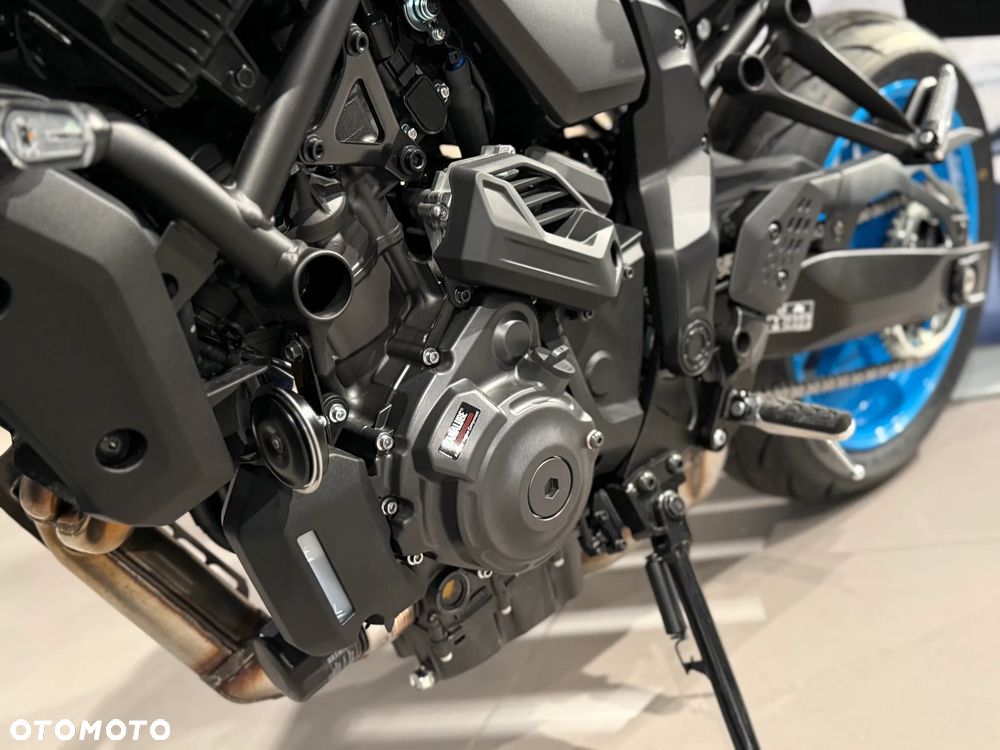 Yamaha MT - 17