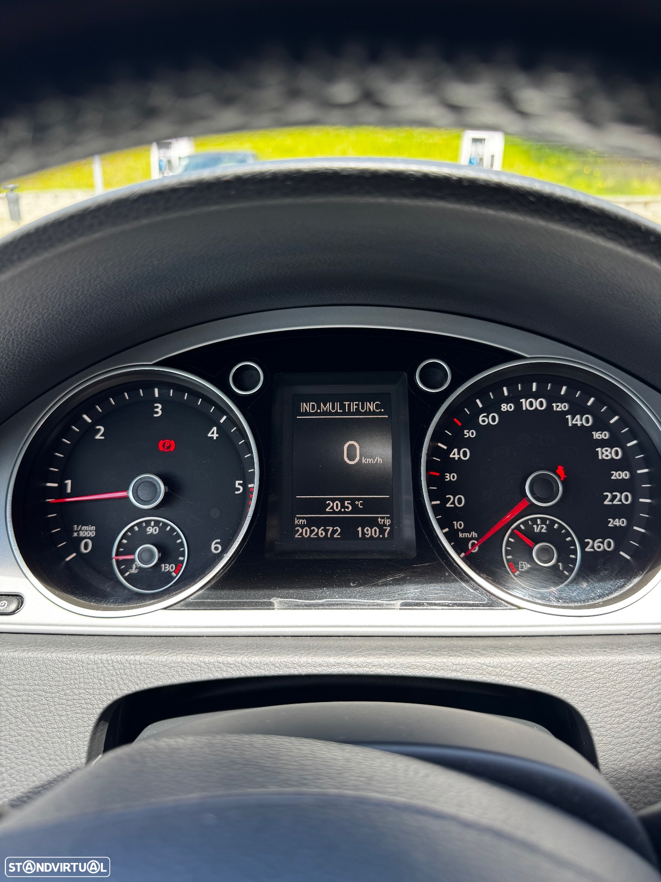 VW Passat Variant 1.6 TDI BlueMotion - 22