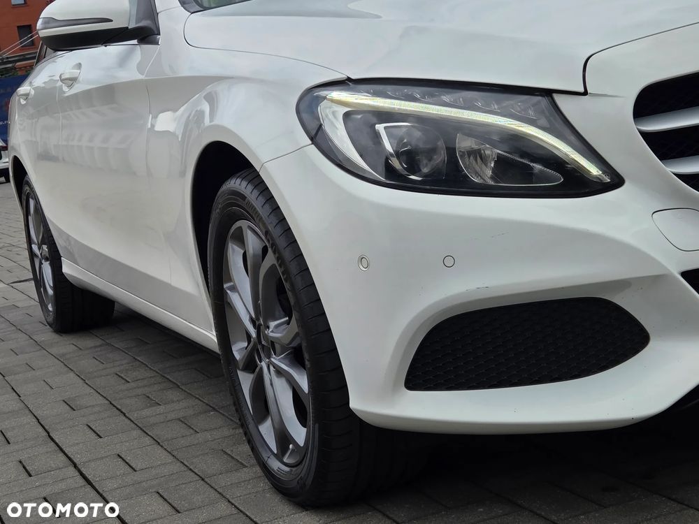 Mercedes-Benz Klasa C 200 (BlueTEC) d Exclusive - 16
