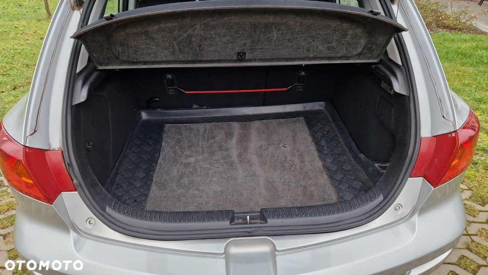 Mazda 3 1.6 Sport Exclusive - 6